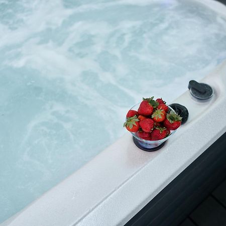 Historical Luxury Homes - Stadtvilla Mit Jacuzzi Und Garten Friburgo em Brisgóvia Exterior foto